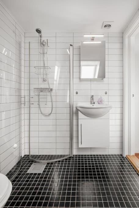 Central Apt. Close To City Centre 트론헤임 외부 사진